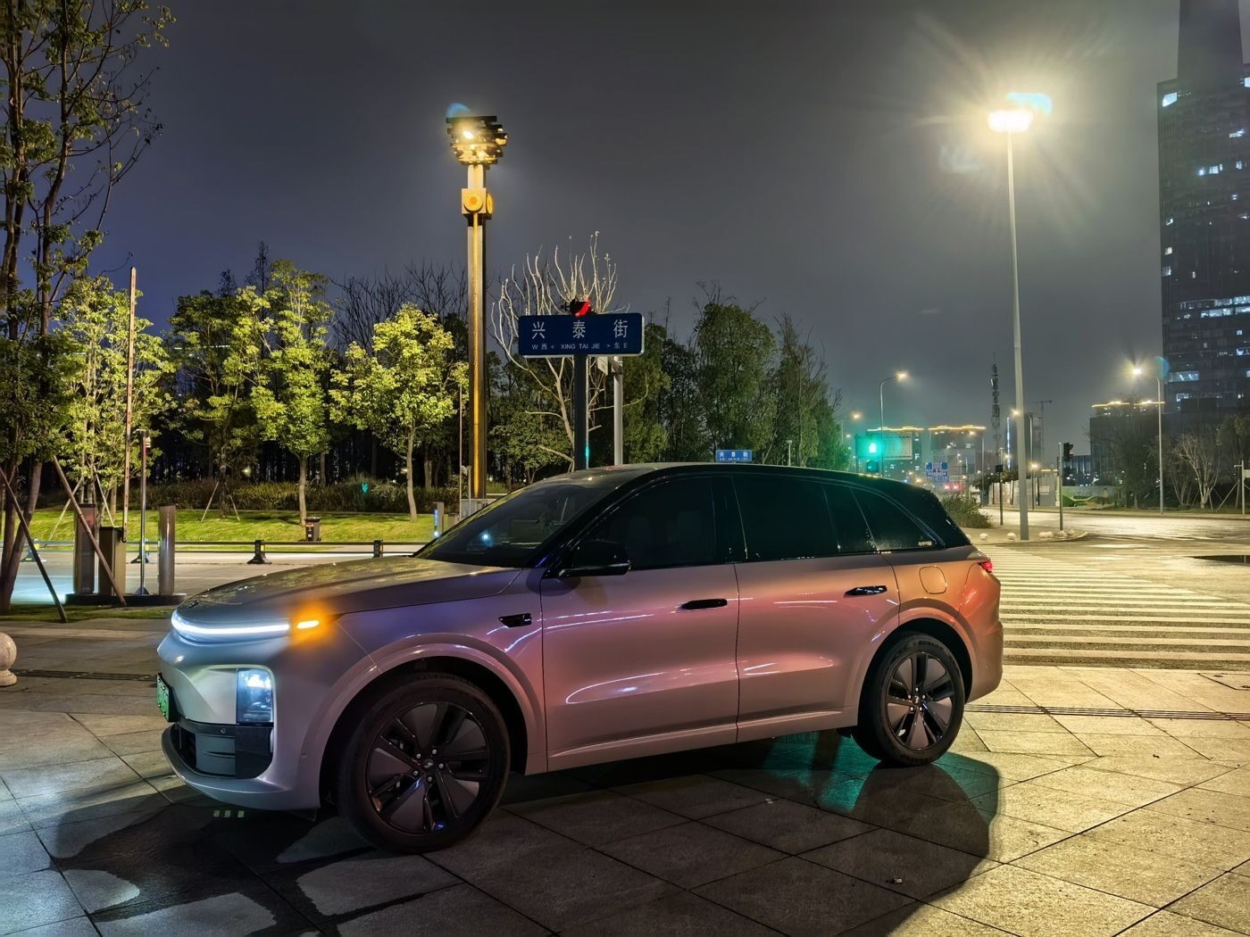 问鼎国际ONE口碑_问鼎国际汽车
